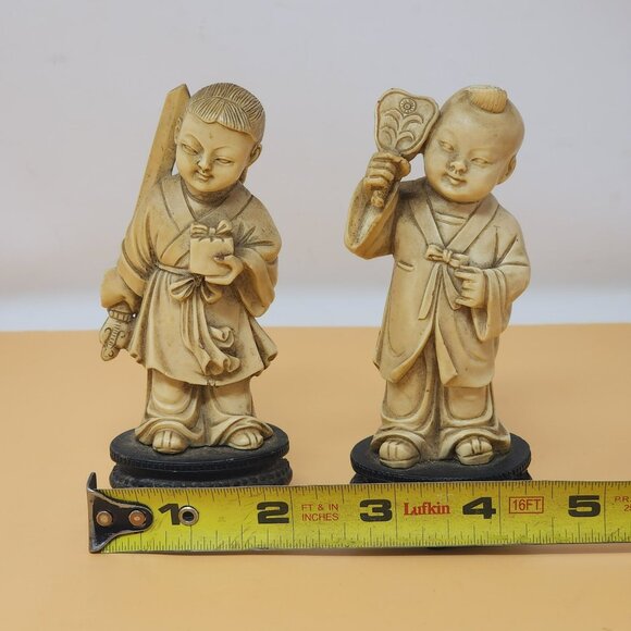 Vintage Asian Girl Figurines Pair On Black Bases Handcrafted Resin - Picture 11 of 13